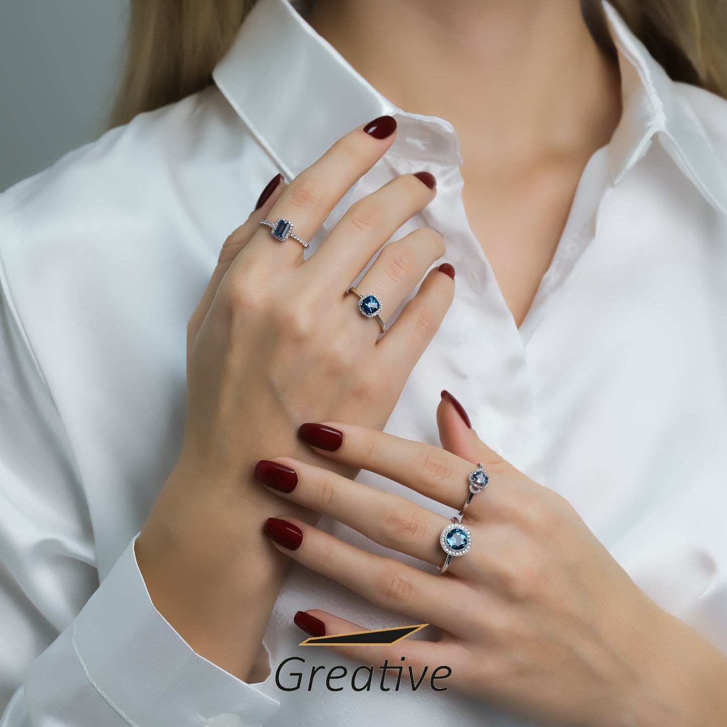 Yuvarlak London Blue Topaz Pırlanta Beyaz Altın Yüzük